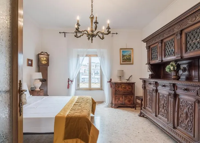 Apartament Warm In Ancient Building In Vatican-p S Pietro